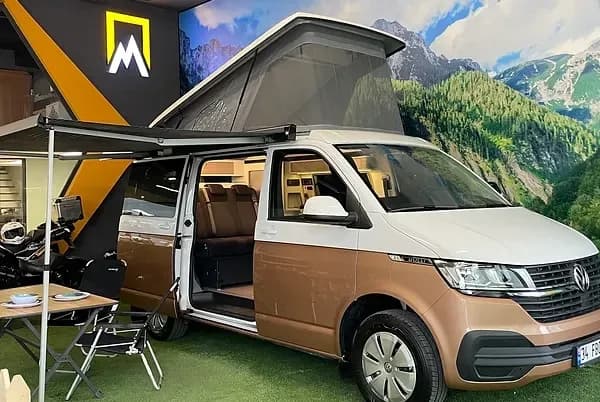 Pop-Up Tavanlı Karavanda Yaz Kullanımı: Havalandırma, Gölgeleme ve Gece Konforu