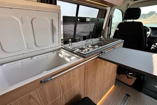 Minimalist Karavan Yaşamı: Daha Azla Daha Fazla Özgürlük