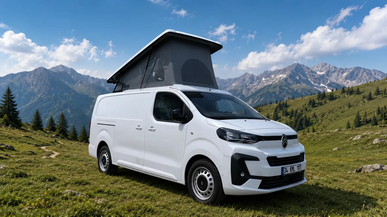 Özel üretim Citroën Jumpy — dağ manzarasında, SCA pop-up tavan açık